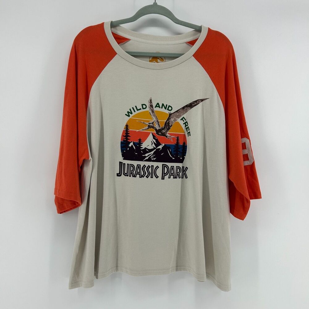 NWT Universal Studios Jurassic Park Raglan Sleeve Baseball Tee Womens 2XL Orange